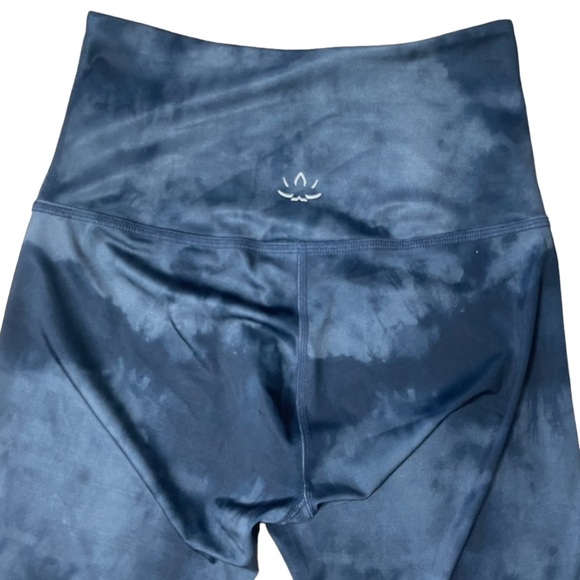 Beyond Yoga Spacedye High Waist Legging In Stellar Blue Cloud - Picture 6 of 9